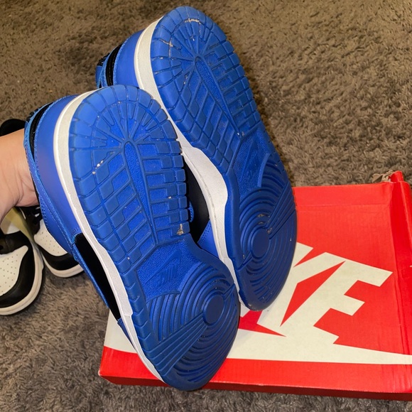 Nike Dunks Low - Hyper Cobalt - Picture 3 of 5